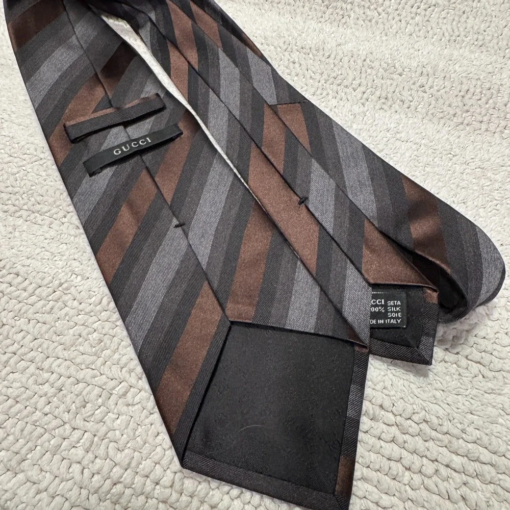 Gucci Tie Black Gray Brown Diagonal Stripe Italy Silk Monogram Designer Grunge